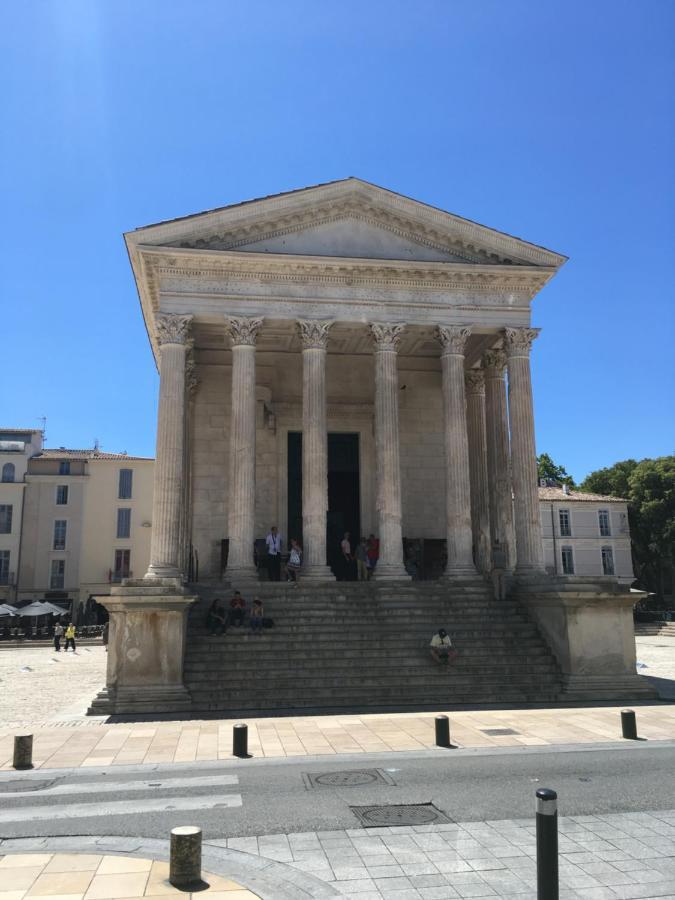 La Chambre Haute Et Son Spa Nimes Ngoại thất bức ảnh