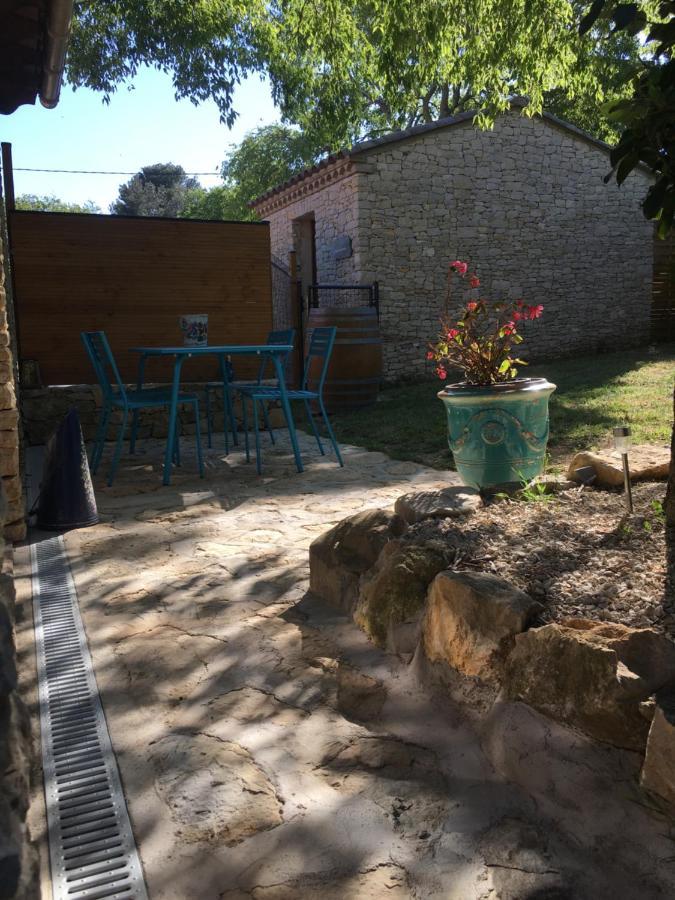 La Chambre Haute Et Son Spa Nimes Ngoại thất bức ảnh